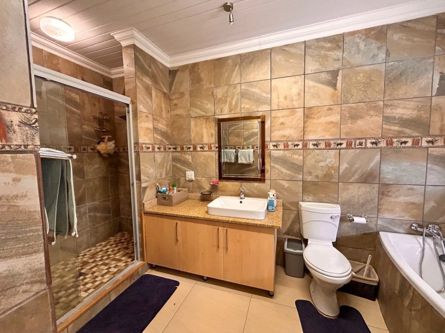 3 Bedroom Property for Sale in Vaal de Grace Golf Estate Free State